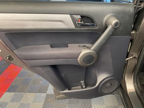 Used 2010 Honda CR-V LX image 15