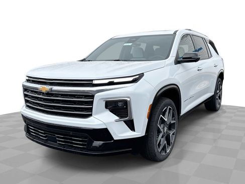 New 2026 Chevrolet Traverse High Country w/ LPO, Floor Liner Package FWD image 1