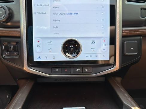 Used 2024 Ford Expedition King Ranch AWD/4WD image 36