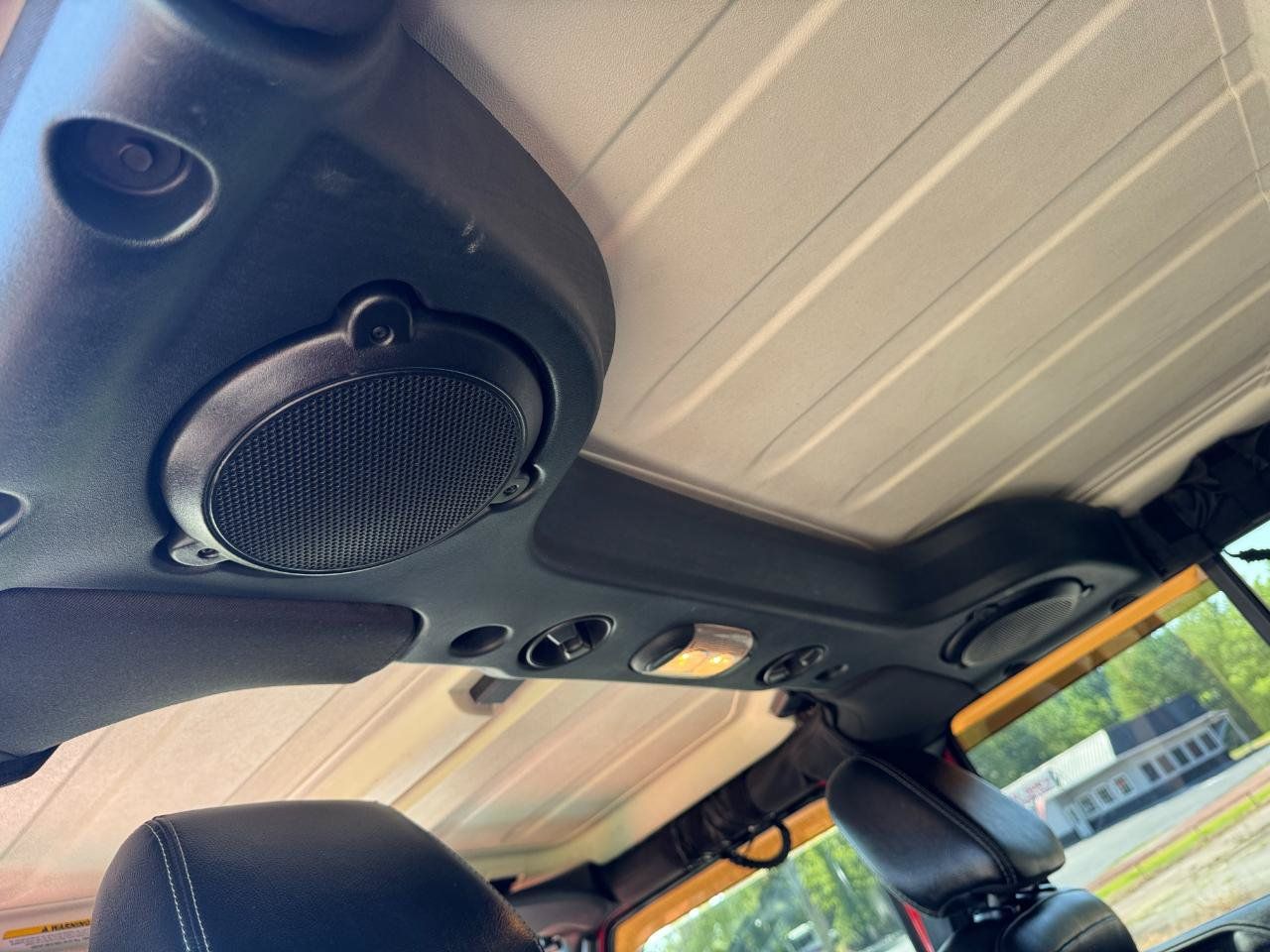 Used 2013 Jeep Wrangler Unlimited Sahara w/ Connectivity Group AWD/4WD image 27