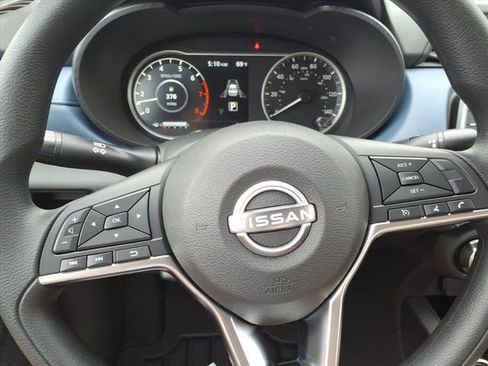 New 2025 Nissan Versa SV w/ Trunk Package image 10