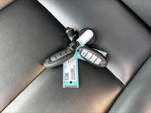 Used 2024 Nissan Murano SV w/ SV Midnight Edition Package FWD image 26
