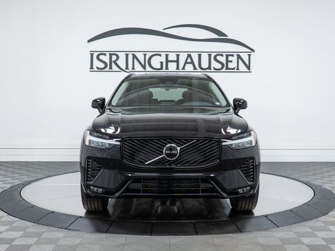New 2026 Volvo XC60 B5 Core w/ Climate Package AWD/4WD image 2