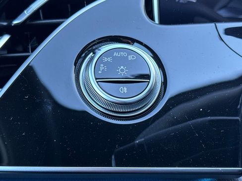 New 2026 Mercedes-Benz E 53 AMG e 4MATIC Sedan image 28