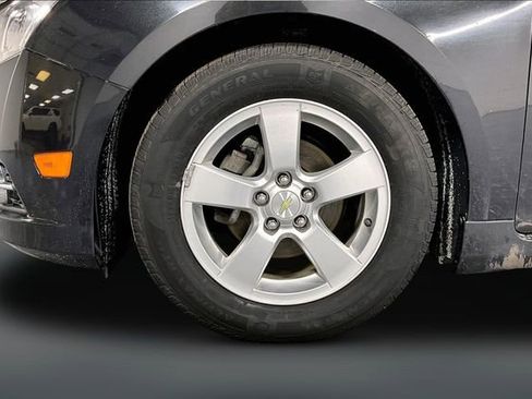 Used 2014 Chevrolet Cruze LT w/ All-Star Edition image 29