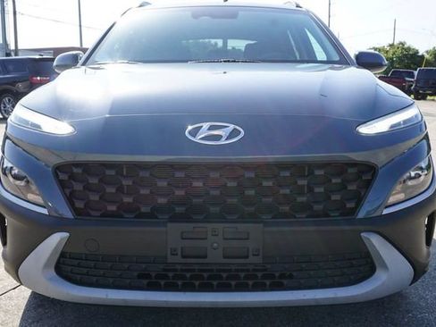 Used 2022 Hyundai Kona SEL w/ Cargo Package FWD image 9