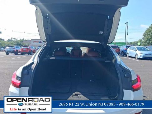 Used 2023 BMW X4 xDrive30i w/ Convenience Package AWD/4WD image 21