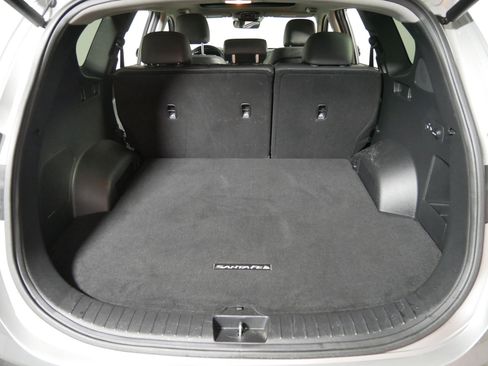 Used 2023 Hyundai Santa Fe Limited AWD/4WD image 18