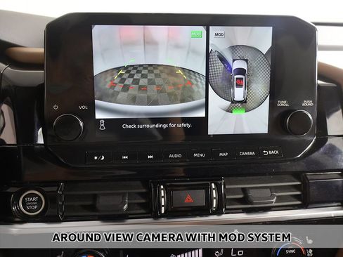 Used 2024 Nissan Pathfinder Platinum w/ Cargo Package AWD/4WD image 8