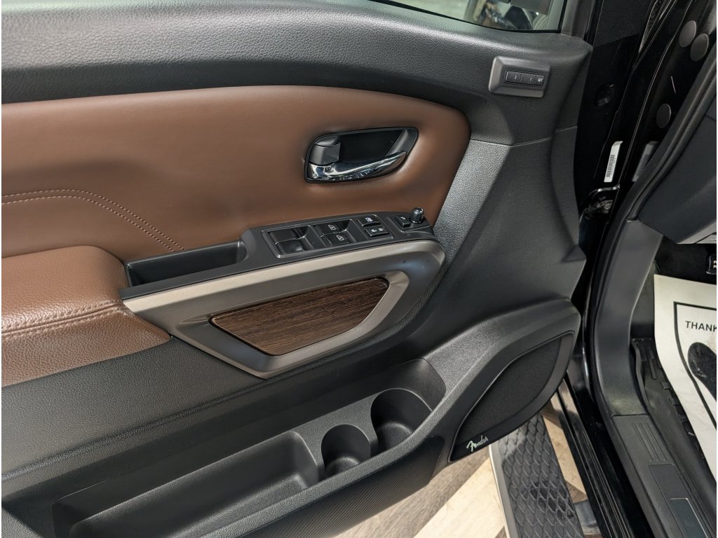 Used 2023 Nissan Titan Platinum Reserve w/ Moonroof Package AWD/4WD image 9