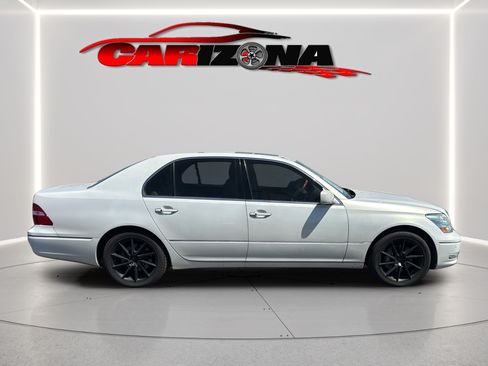 Used 2004 Lexus LS 430 w/ Modern Luxury Pkg RWD image 4