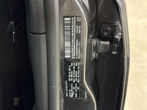 Used 2021 Jeep Renegade Latitude image 14