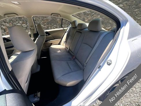 Used 2016 Honda Accord LX image 18