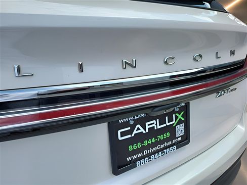 Used 2019 Lincoln Nautilus Select AWD/4WD image 26