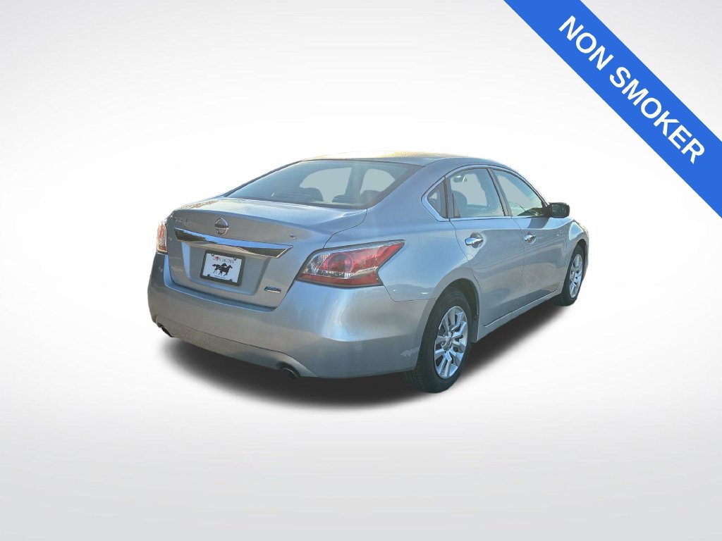 Used 2014 Nissan Altima 2.5 S FWD image 4
