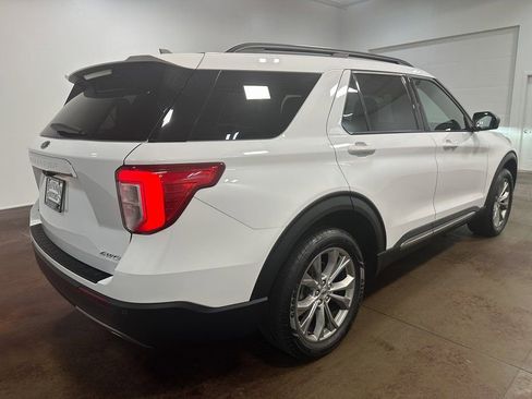 Used 2022 Ford Explorer XLT image 43