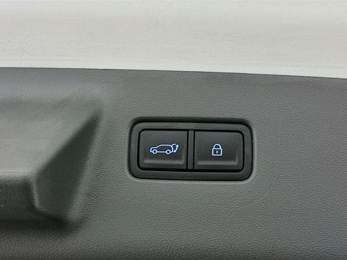 Used 2026 Hyundai Santa Fe SEL AWD/4WD image 32