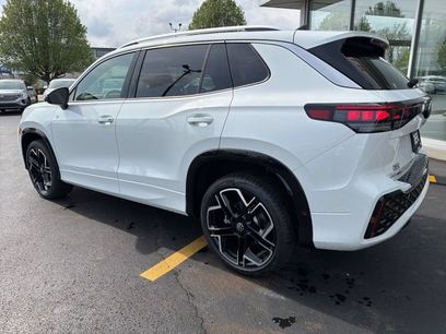 New 2026 Volkswagen Tiguan SEL R-Line