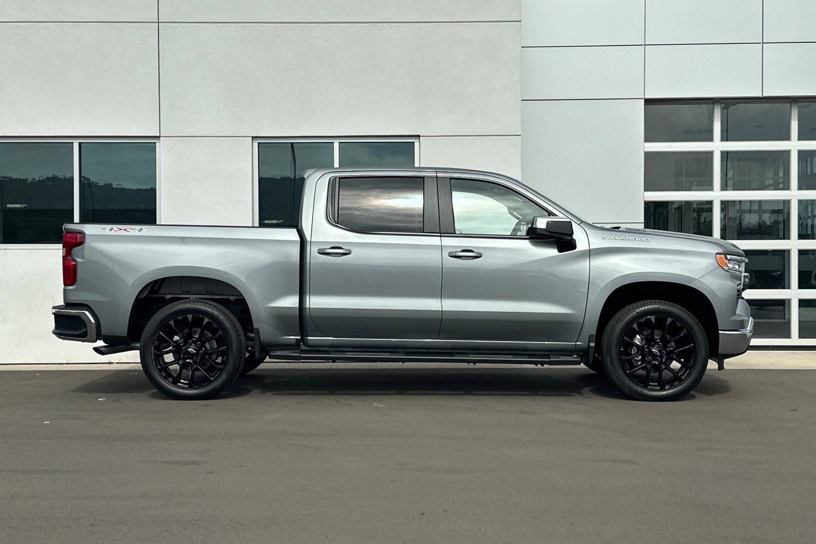New 2026 Chevrolet Silverado 1500 LT AWD/4WD image 3