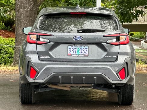 Used 2024 Subaru Crosstrek 2.0i AWD/4WD image 7