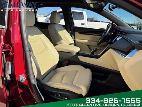 Used 2018 Cadillac XT5 Luxury image 12