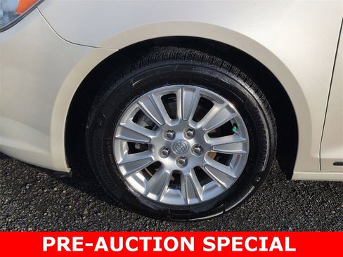 Used 2013 Buick LaCrosse Leather image 30