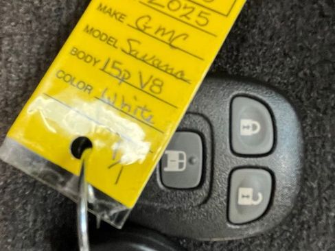 Certified 2025 GMC Savana 3500 LT w/ LT Preferred Equipment Group image 20