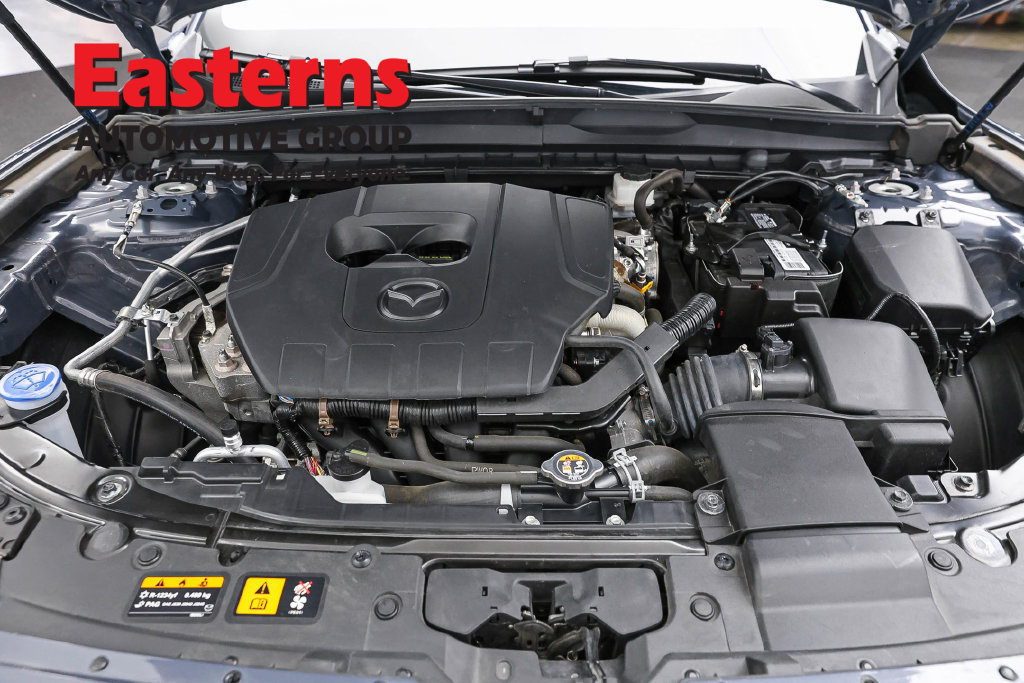 Used 2025 MAZDA CX-50 AWD 2.5 S w/ Premium Plus Pkg image 8