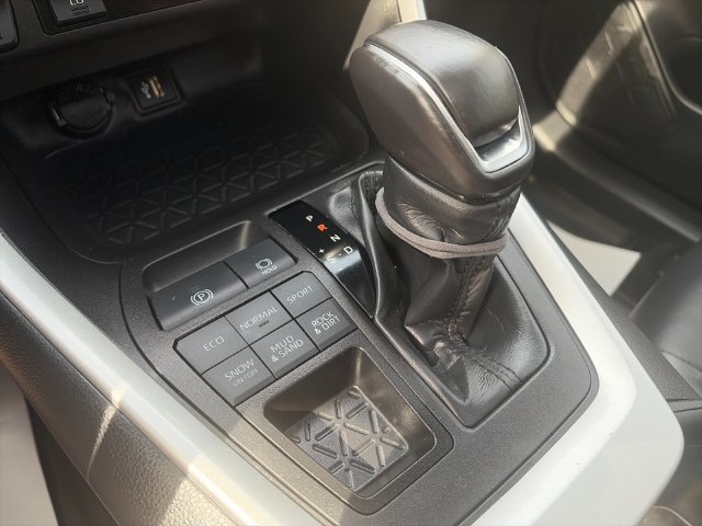 Used 2023 Toyota RAV4 XLE Premium AWD/4WD image 26