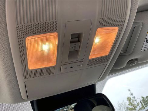 Used 2025 MAZDA CX-5 AWD 2.5 S w/ Preferred Package image 32