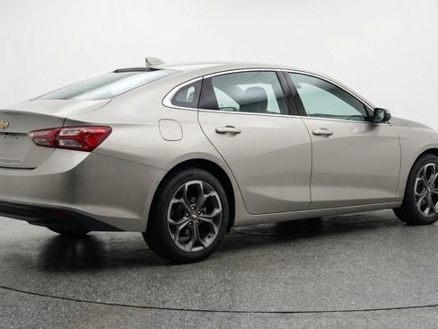 Used 2024 Chevrolet Malibu LT FWD image 9