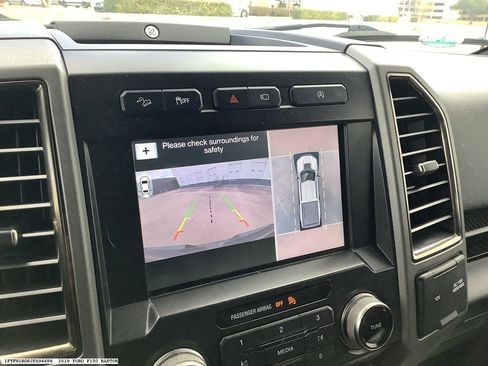 Used 2018 Ford F150 Raptor w/ Equipment Group 802A Luxury image 8