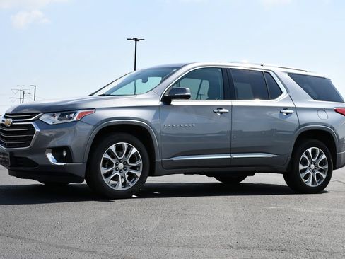 Used 2021 Chevrolet Traverse Premier w/ LPO, Floor Liner Package AWD/4WD image 3