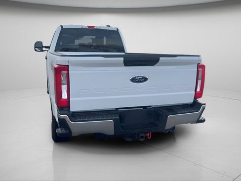 Used 2024 Ford F350 XLT w/ FX4 Off-Road Package image 20