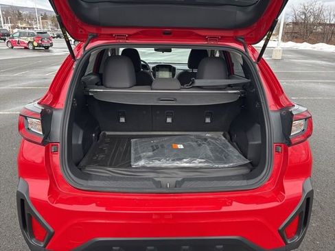 Used 2025 Subaru Crosstrek 2.0i Premium image 18