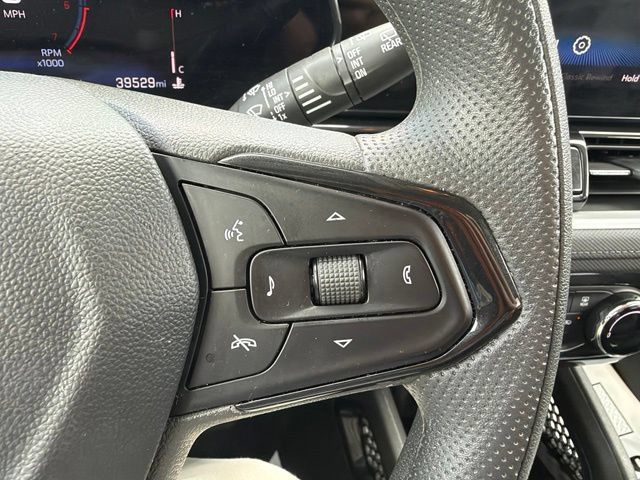 Used 2025 Chevrolet TrailBlazer LT AWD/4WD image 19