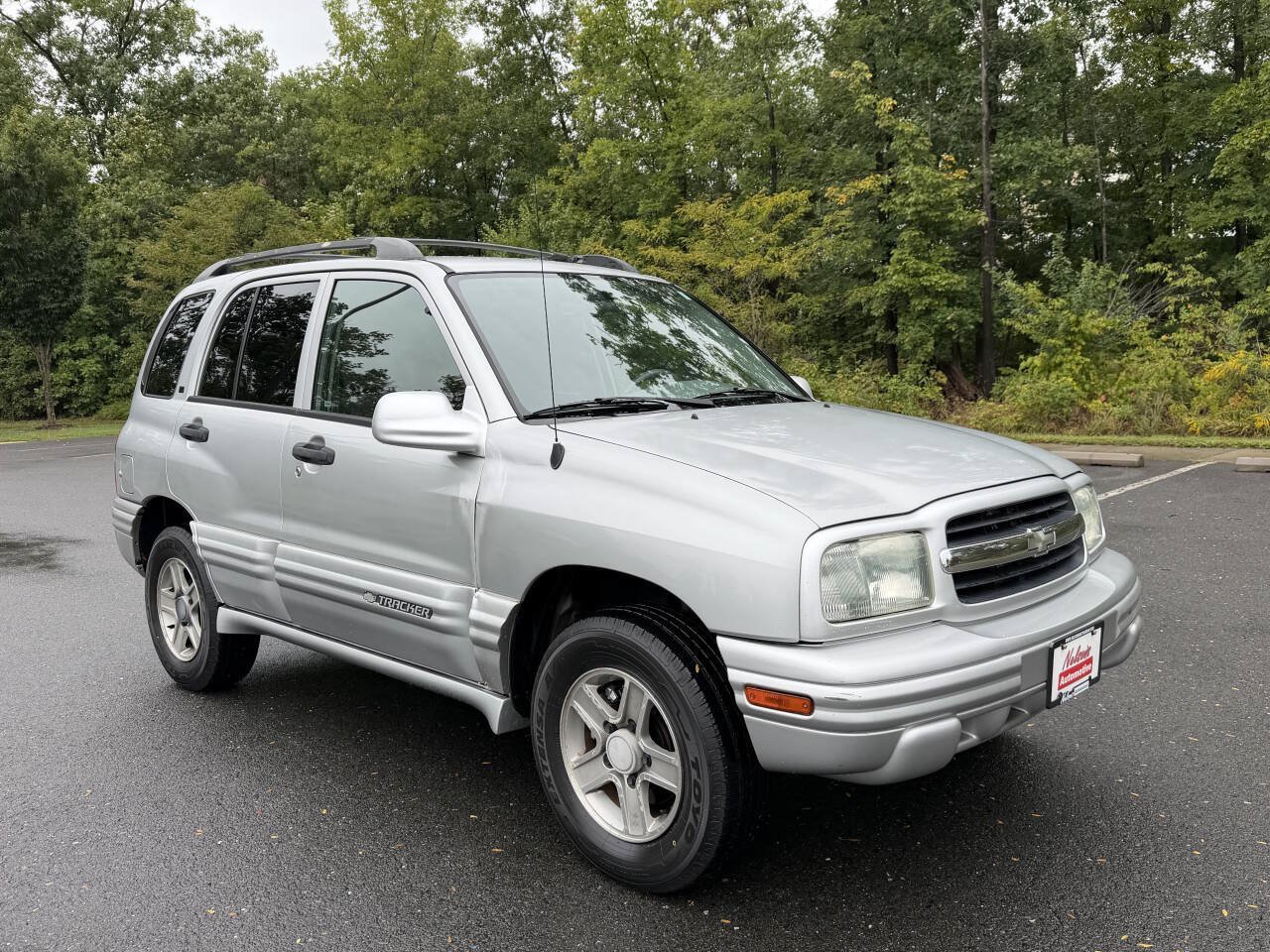 Used 2004 Chevrolet Tracker LT AWD/4WD image 7