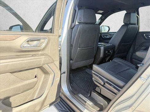 Used 2024 Chevrolet Tahoe LT RWD image 20