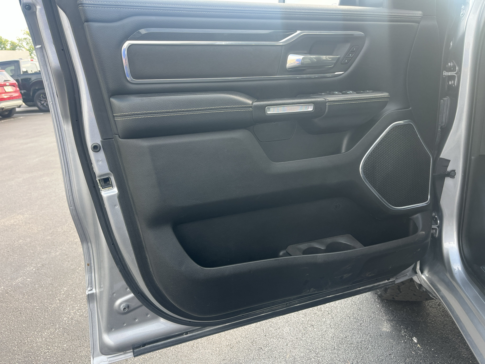 Used 2022 RAM 1500 Laramie w/ Sport Appearance Package AWD/4WD image 36