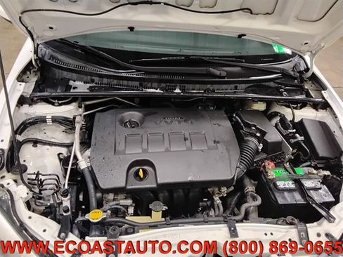 Used 2015 Toyota Corolla LE image 9