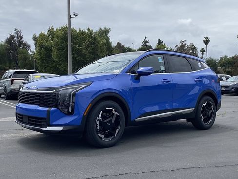 New 2026 Kia Sportage EX w/ EX Panorama Roof Package FWD image 7