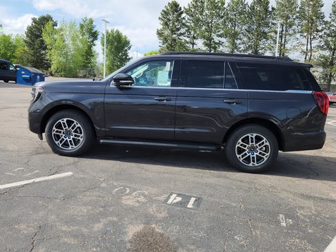 New 2026 Ford Expedition Active AWD/4WD image 6