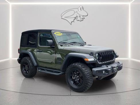 Used 2024 Jeep Wrangler Sport AWD/4WD image 6