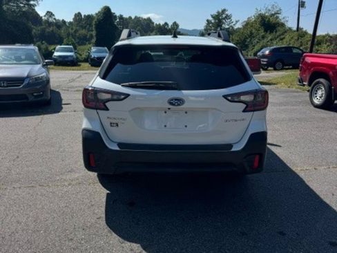 Used 2020 Subaru Outback Premium w/ Popular Package #1 AWD/4WD image 5