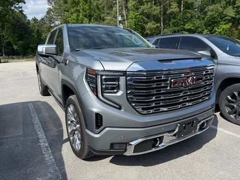 Used 2026 GMC Sierra 1500 Denali AWD/4WD image 2