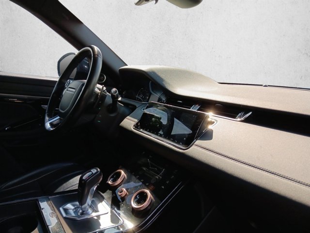 Used 2020 Land Rover Range Rover Evoque R-Dynamic S AWD/4WD image 18