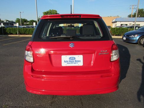 Used 2011 Suzuki SX4 Sportback FWD image 3