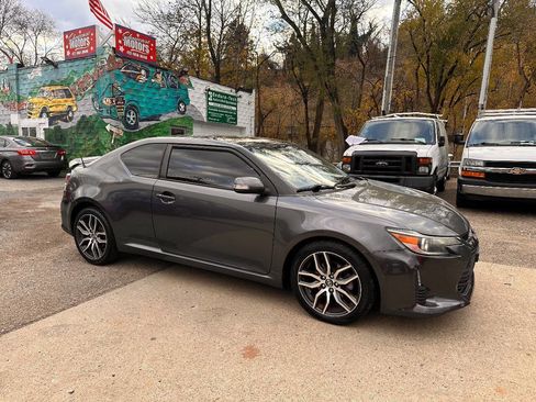 Used 2015 Scion tC image 1