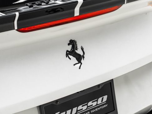 Used 2022 Ferrari 812 GTS RWD image 31