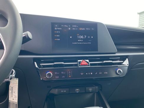 New 2026 Kia Niro LX FWD image 19
